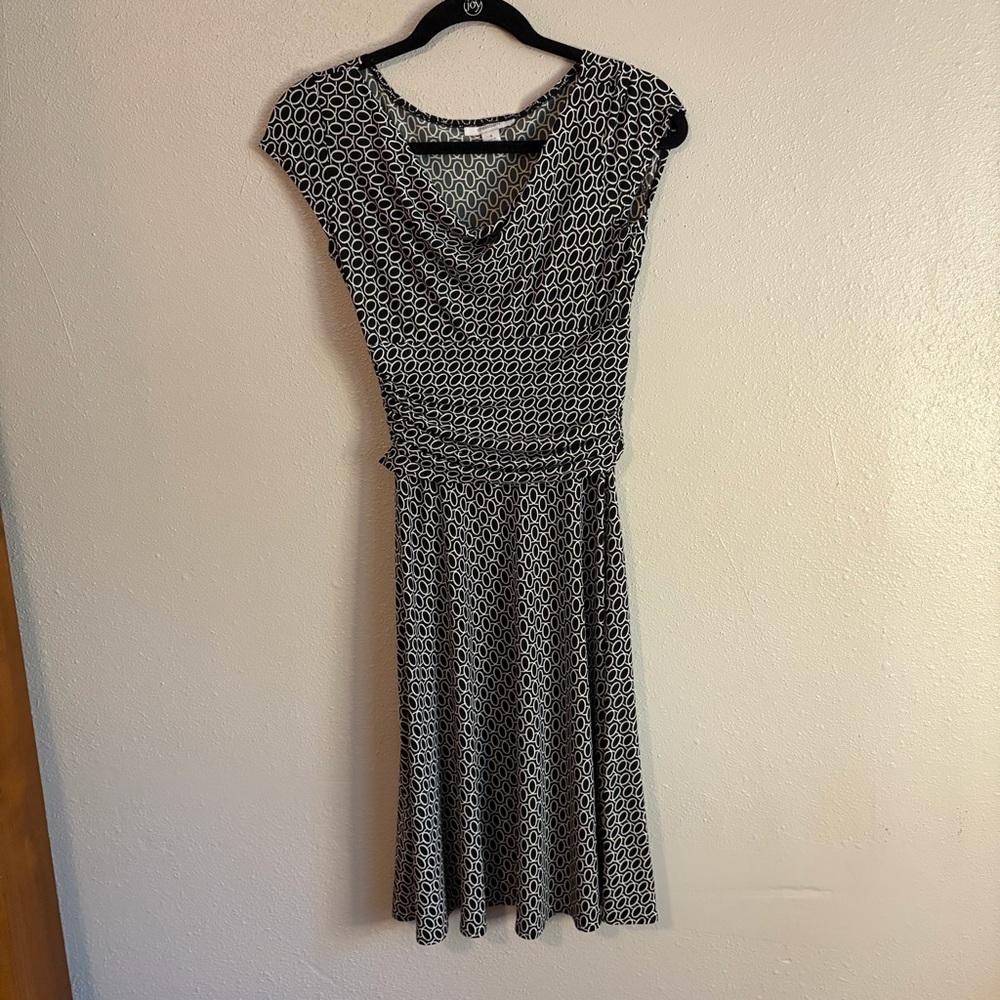 Dressbarn Black & White Geometric Print Midi Dress Size 4